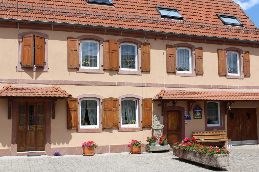 Chambres D'Hotes Au Vieux Moulin Entre Sarreguemine Et Bitche Rahling ห้อง รูปภาพ