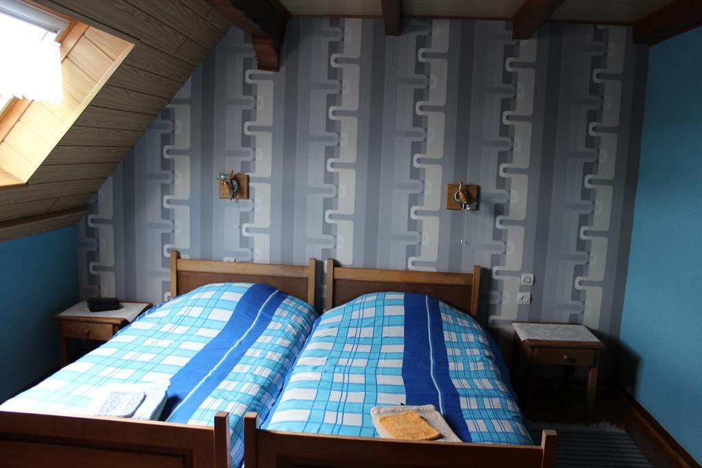 Chambres D'Hotes Au Vieux Moulin Entre Sarreguemine Et Bitche Rahling ห้อง รูปภาพ