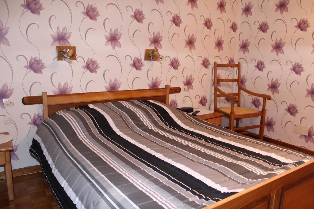 Chambres D'Hotes Au Vieux Moulin Entre Sarreguemine Et Bitche Rahling ห้อง รูปภาพ
